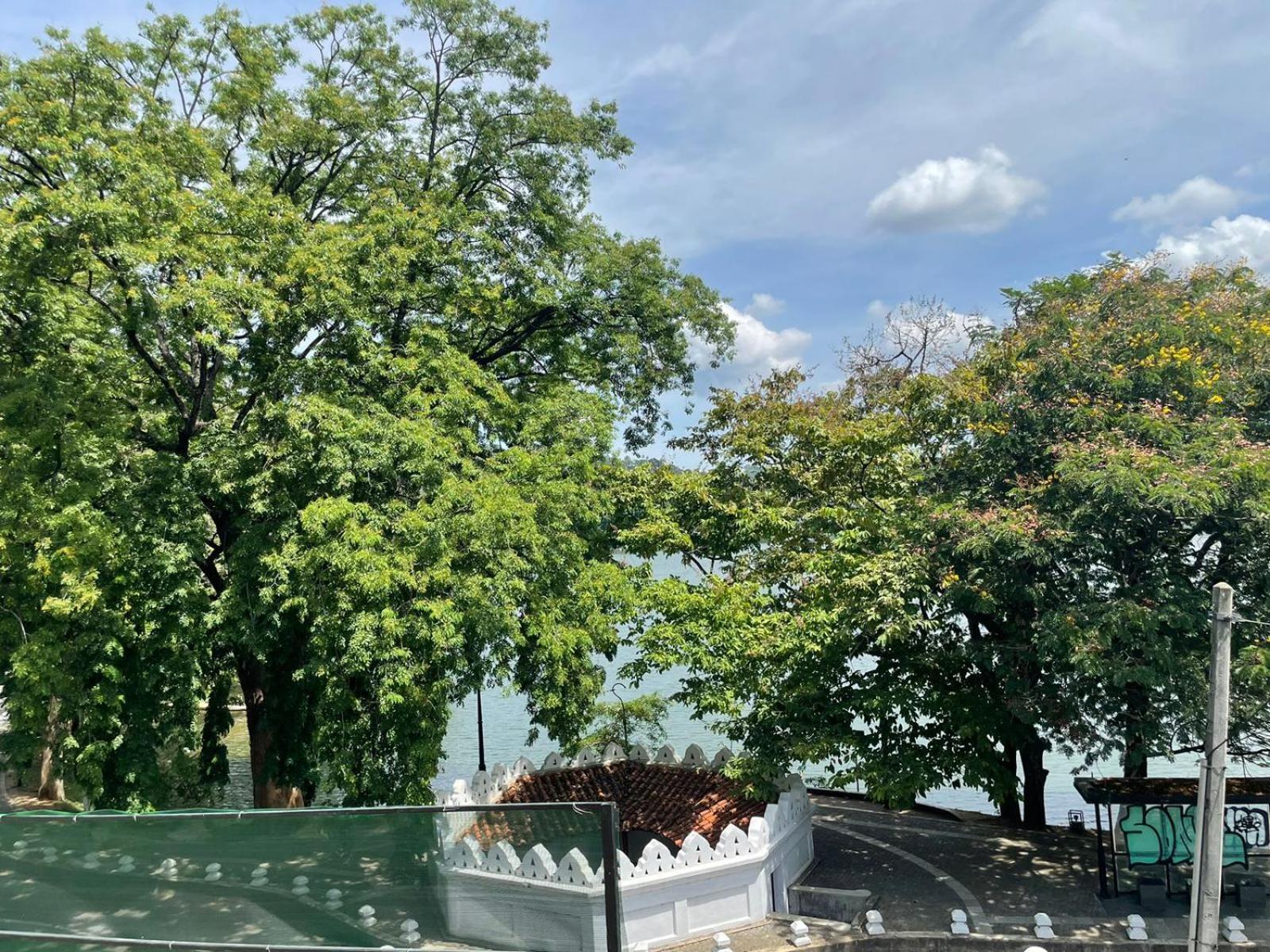Lake Classical Guest House キャンディー エクステリア 写真
