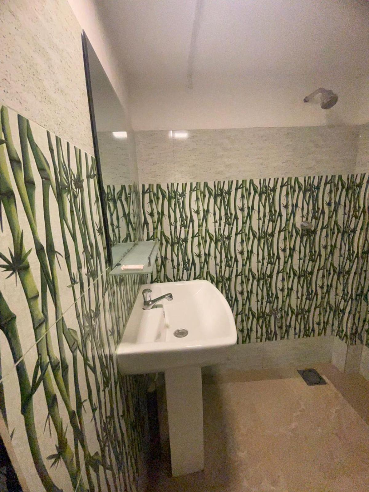 Lake Classical Guest House キャンディー エクステリア 写真